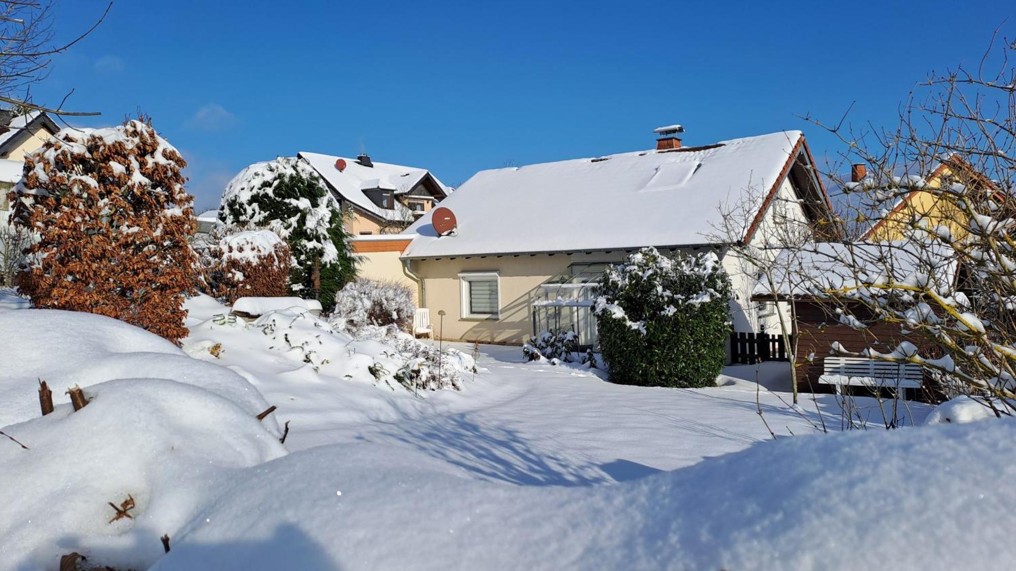 Haus Sonnenburg Villa Dahlem  Exterior photo
