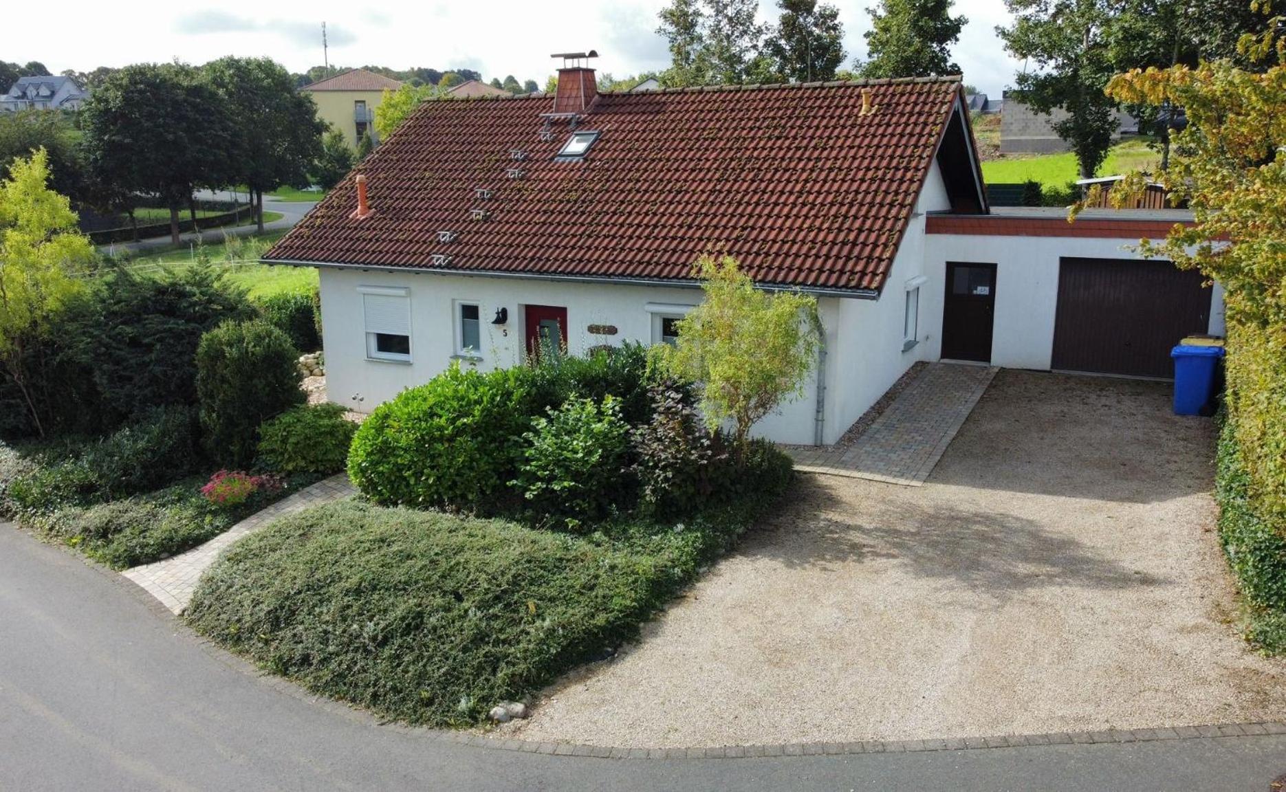 Haus Sonnenburg Villa Dahlem  Exterior photo